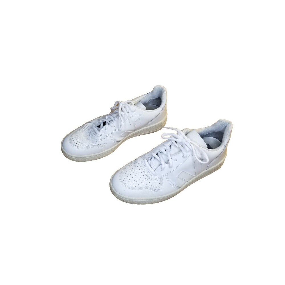 Veja V-10 Men's Women's Eur 41 Triple White Leather Sneakers